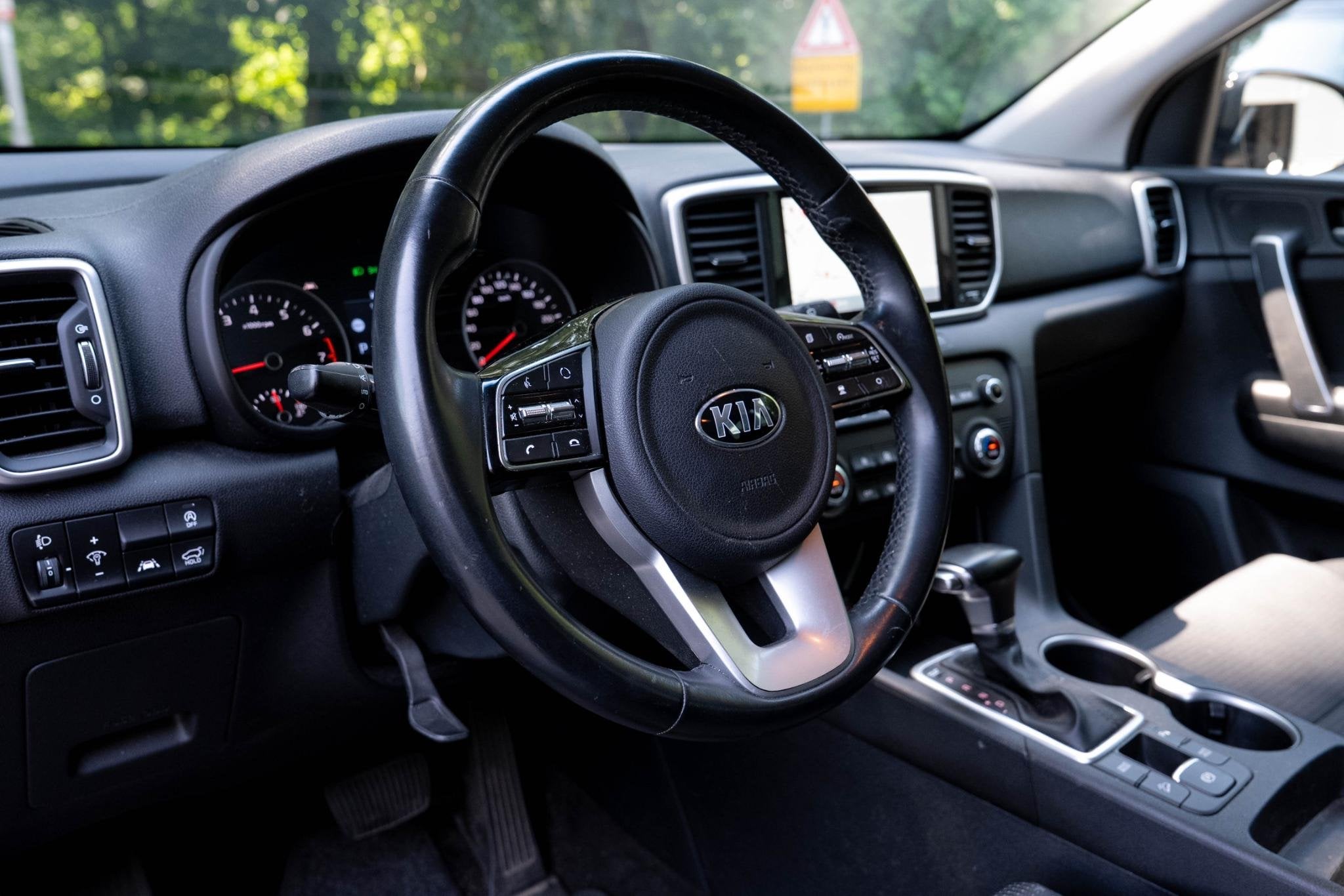 Foto 30 van Kia Sportage 1.6 T-GDI Black Edition | Navigatie | Carplay |