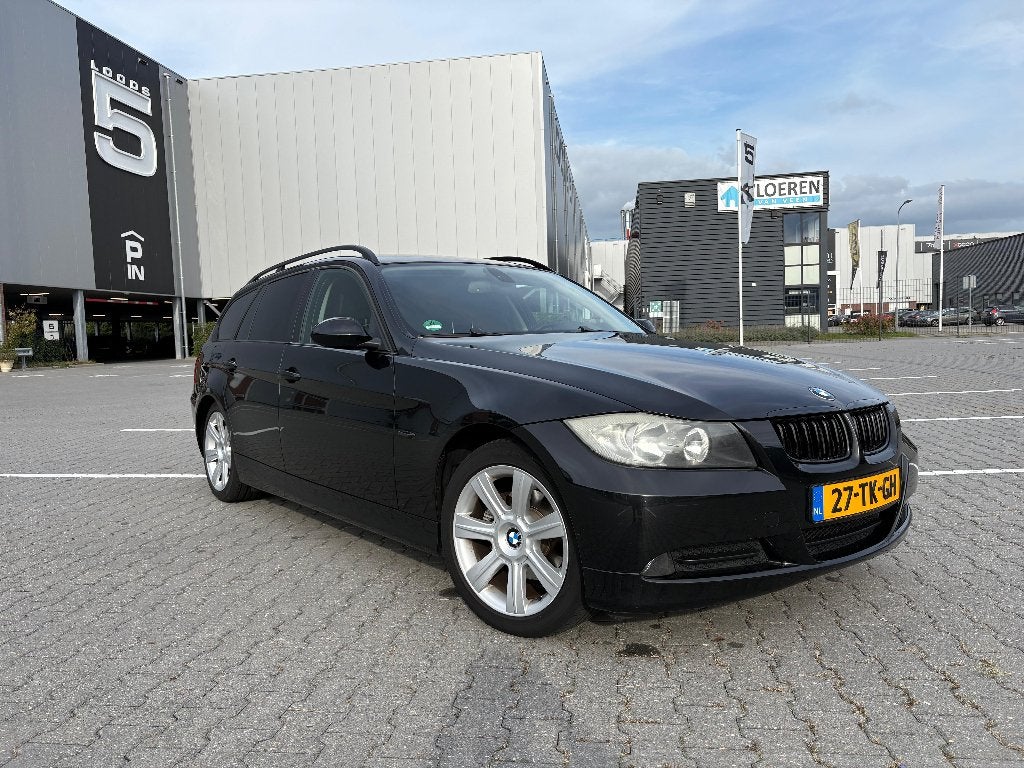 BMW 318i Touring E91 | High Executive | Ketting vervangen, 13 km/l, Achterwielaandrijving, Zwart, 4 cilinders