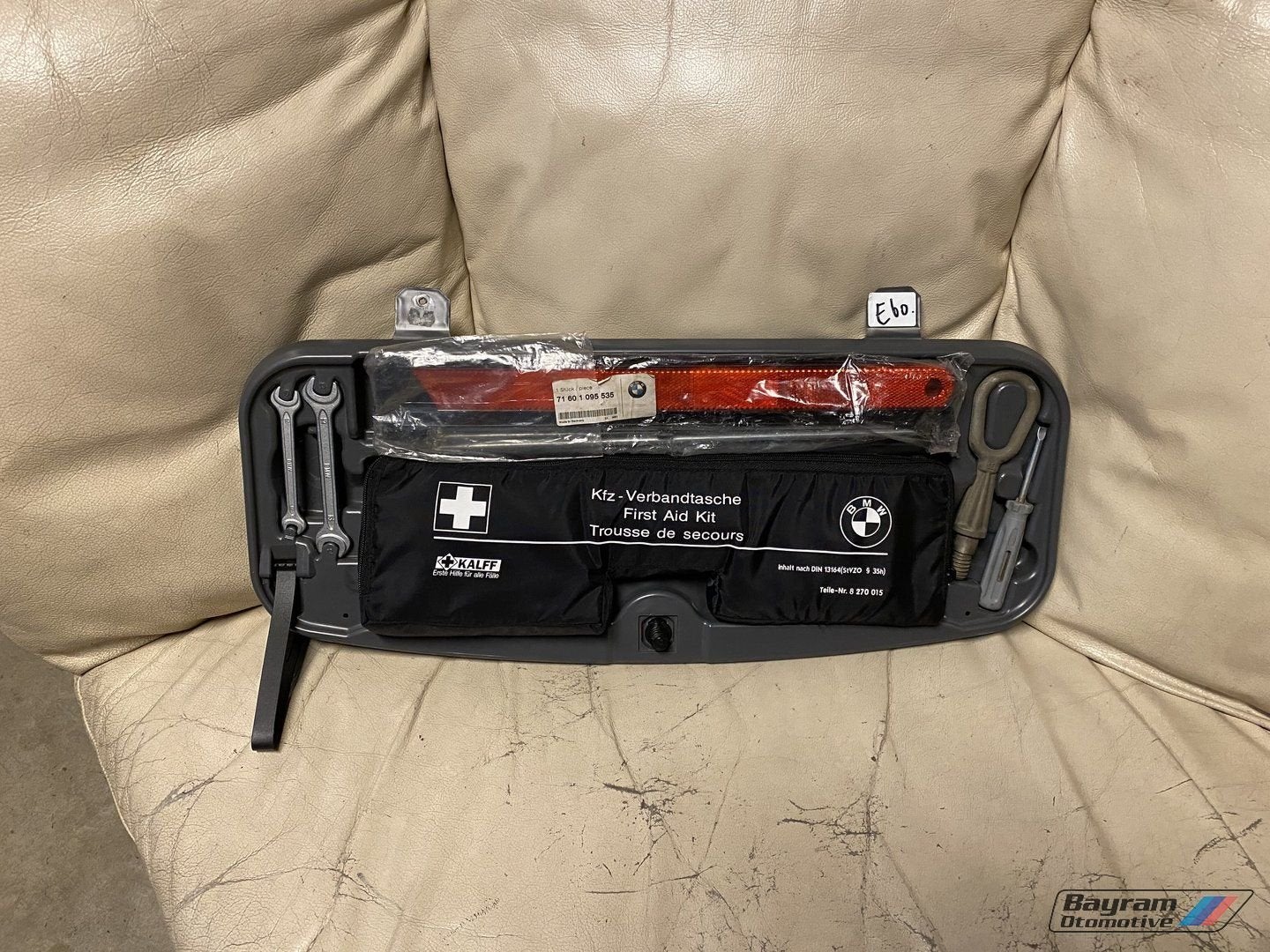 Bmw E60 gereedschapset onboard gereedschapset 5-serie E65 66, Gebruikt, -, -, Ophalen of Verzenden