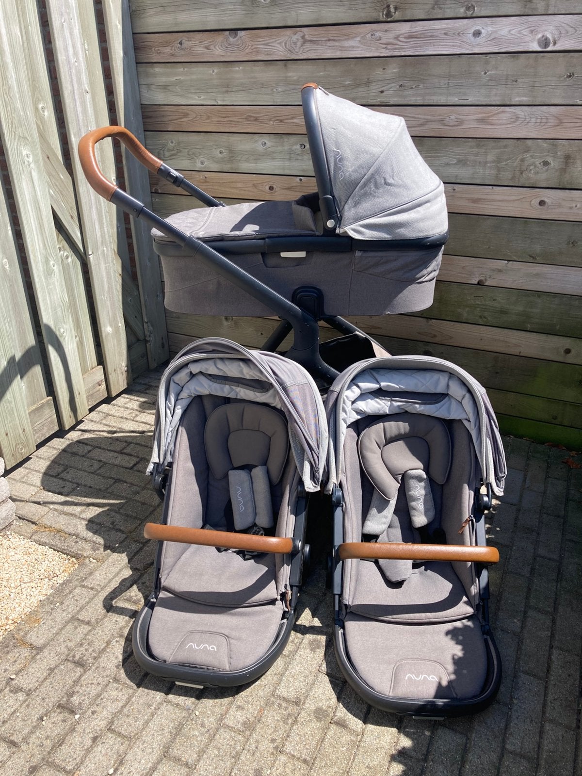 Nuna Demi Grow duo kinderwagen (wieg + 2 zitjes!!), Kinderen en Baby's, Kinderwagens en Combinaties, Gebruikt, Verstelbare duwstang
