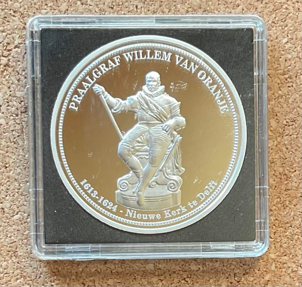 Penning - PRAALGRAF WILLEM van ORANJE - Nieuwe Kerk te Delft, Postzegels en Munten, Penningen en Medailles, Ophalen of Verzenden