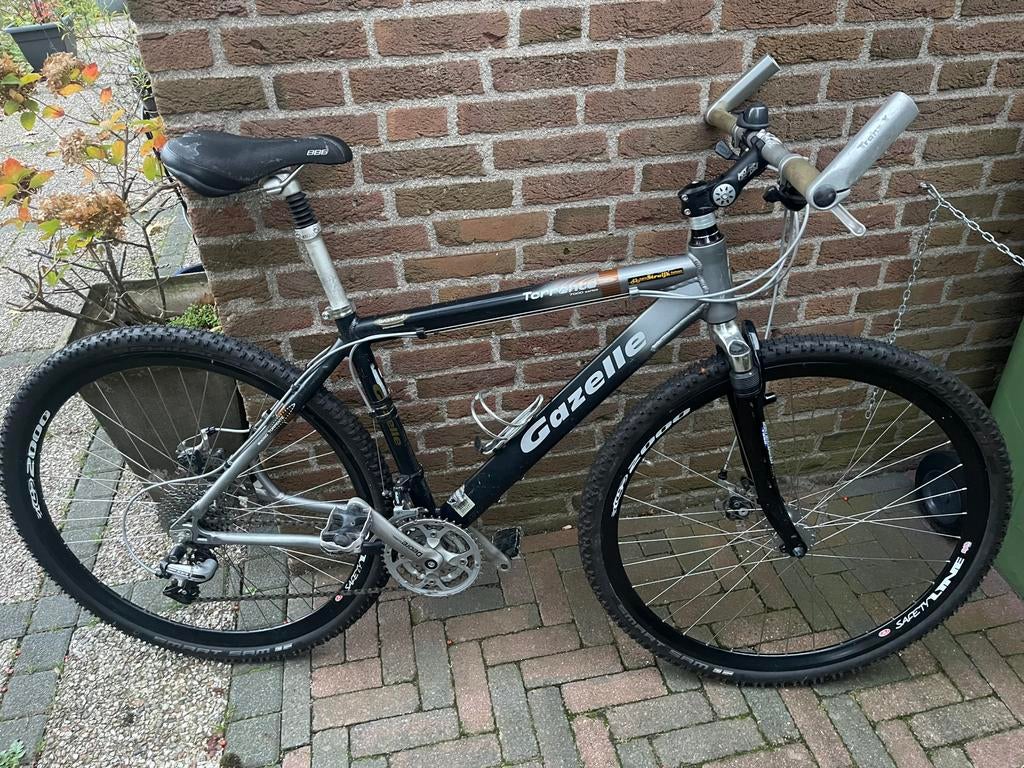 Nette gazelle met schijfremmen, klein frame., Fietsen en Brommers, Fietsen | Mountainbikes en ATB, Ophalen, Zo goed als nieuw