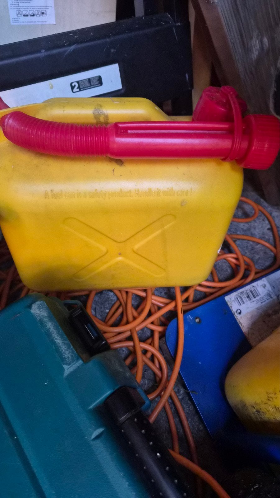 Gratis benzine - ca. 5 liter, Auto diversen, Overige Auto diversen, Ophalen of Verzenden