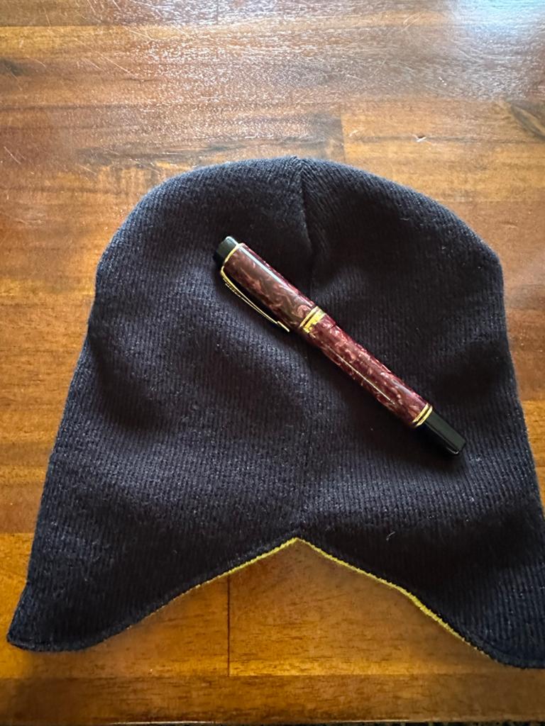 Parker Duofold Red Marble Vulpen 1990 18K Gouden Penpunt, Verzamelen, Pennenverzamelingen, Ophalen, Zo goed als nieuw, Vulpen