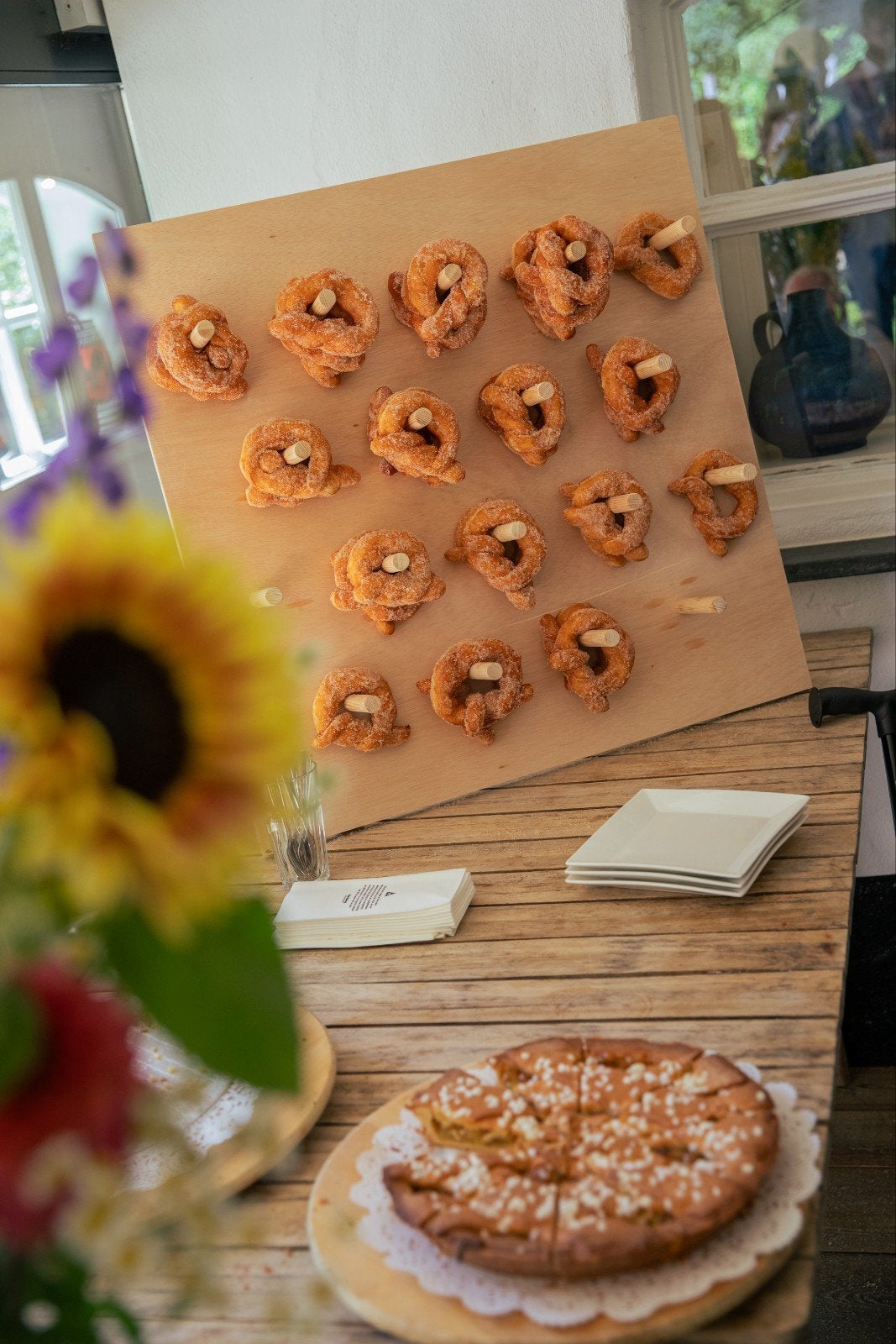 Donut of Nonnevottenbord, Ophalen, Zo goed als nieuw, Taarten of Cupcakes, Versiering