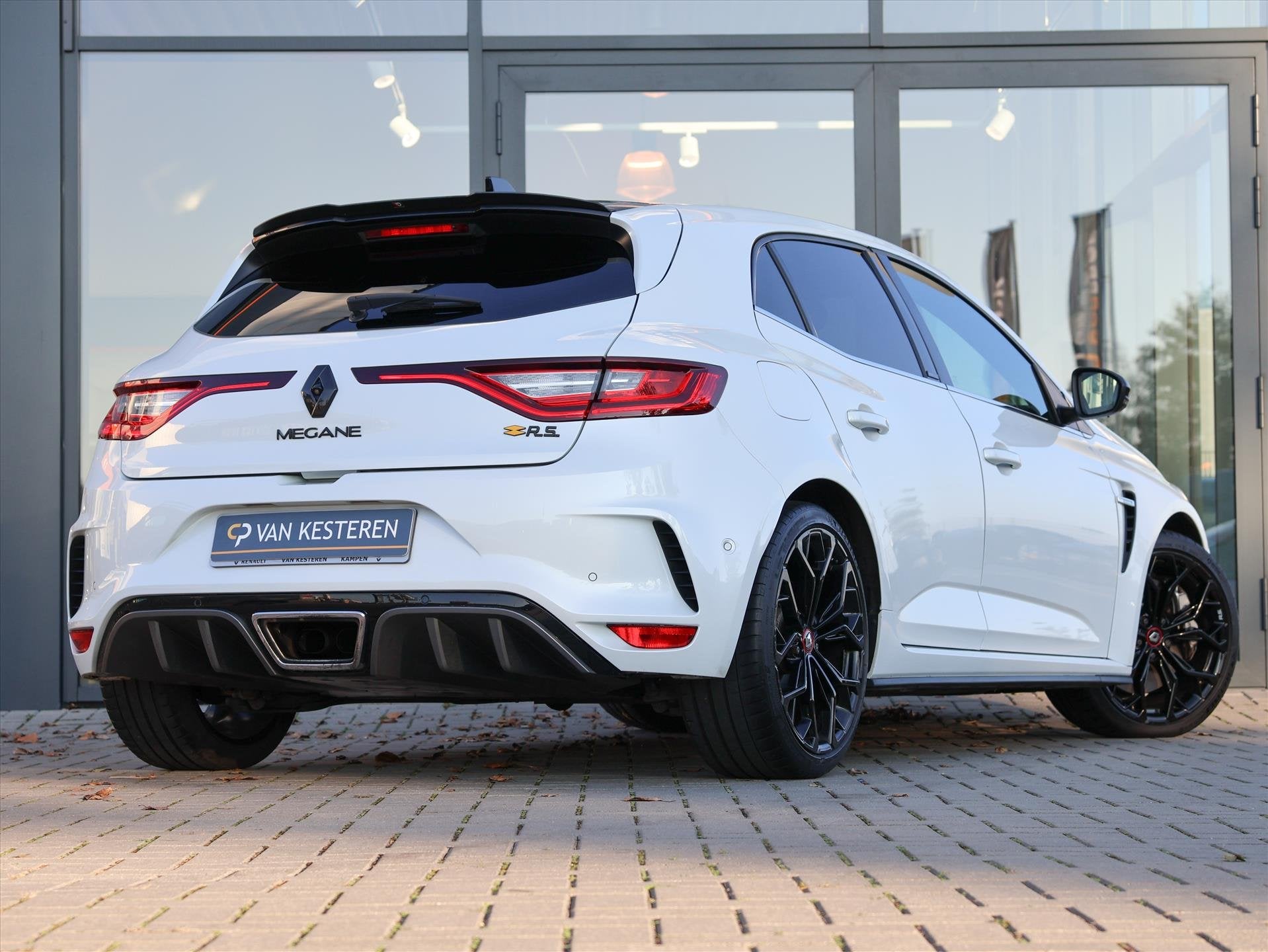 Renault Megane RS 280 EDC | NL dealer Auto | Bose | HUD | 19, Auto's, Stof, Gebruikt, 4 cilinders, Wit