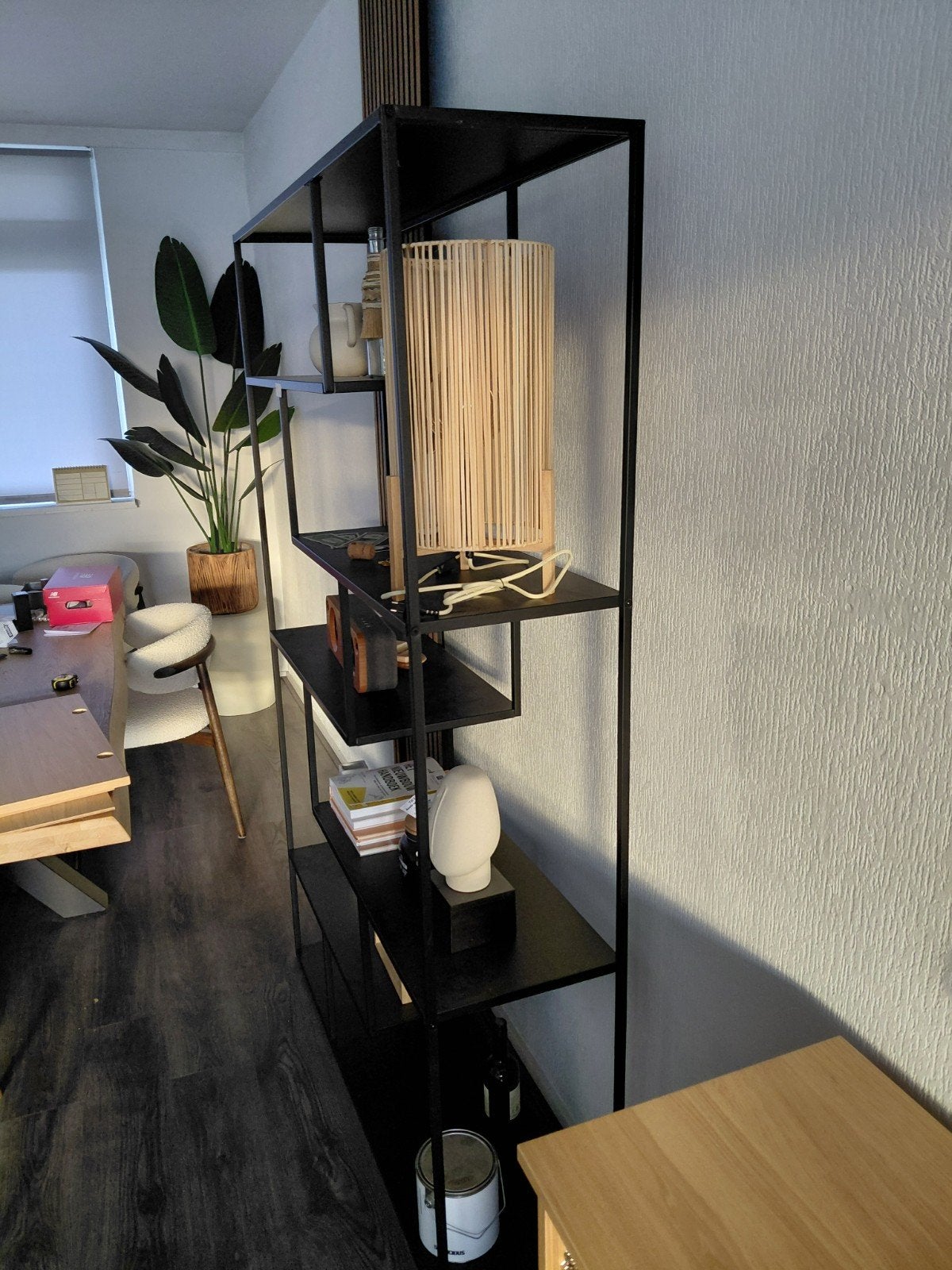 Stalen wandkast ., Ophalen