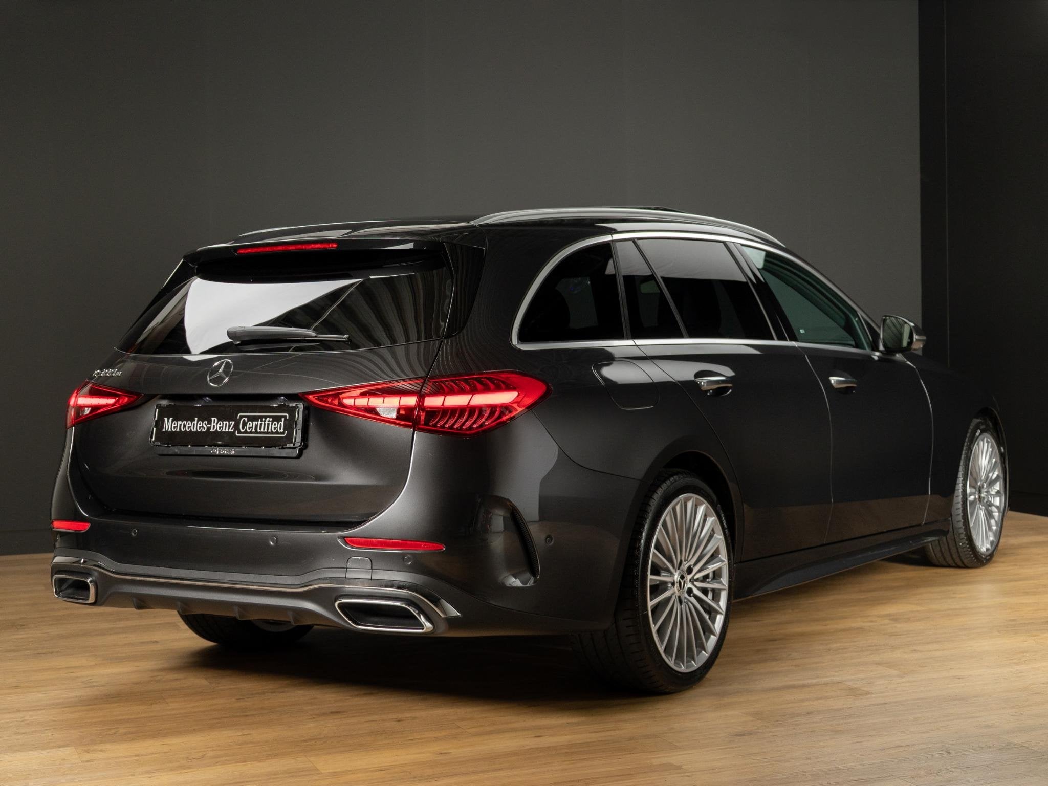 Mercedes-Benz C-Klasse Estate 300 e Business Solution AMG Pa, Auto's, Automaat, Dealer onderhouden, Achterwielaandrijving, 1800 kg
