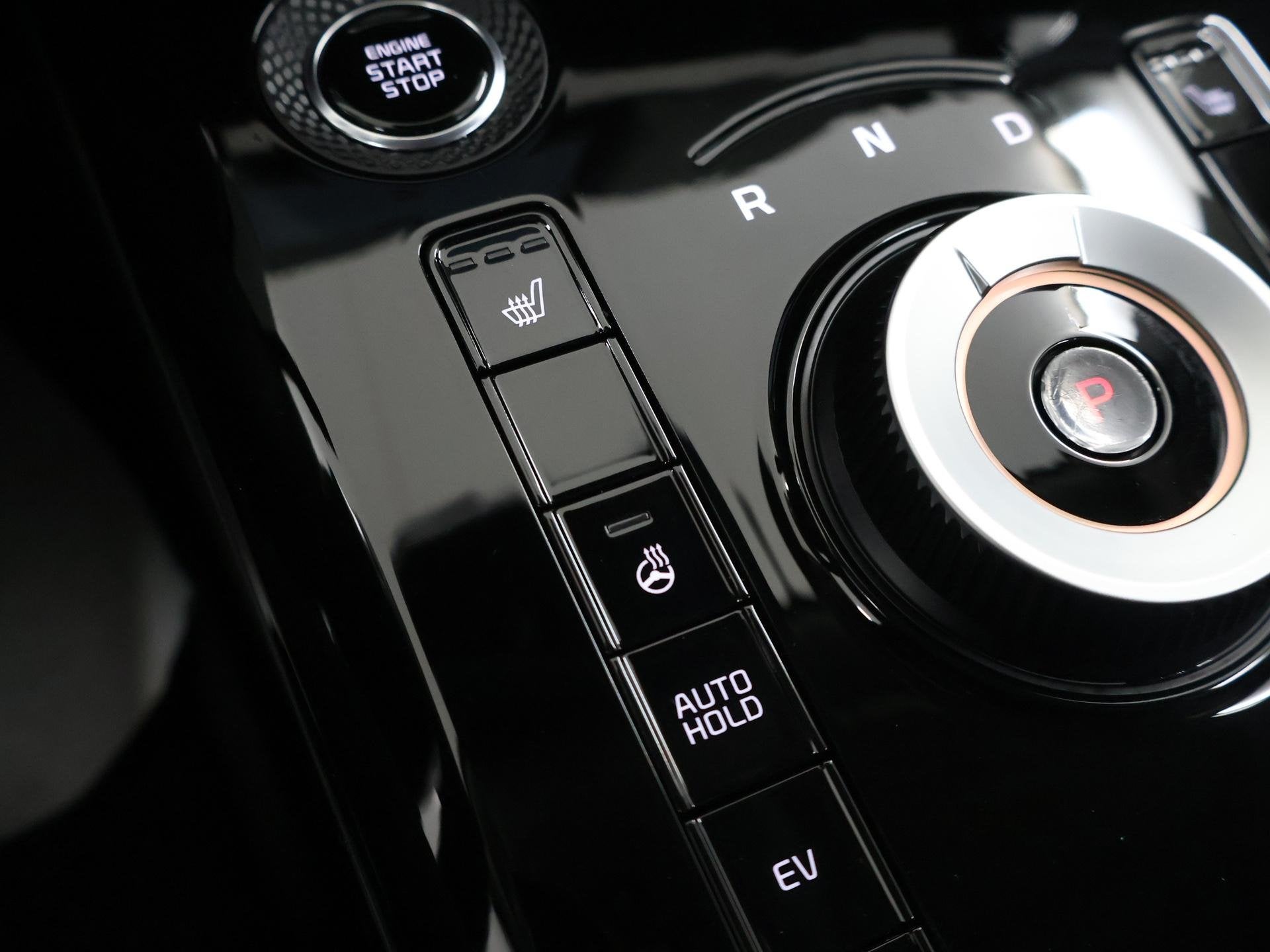 Foto 20 van Kia Niro 1.6 GDi PHEV DynamicPlusLine Edition | 18” lichtm