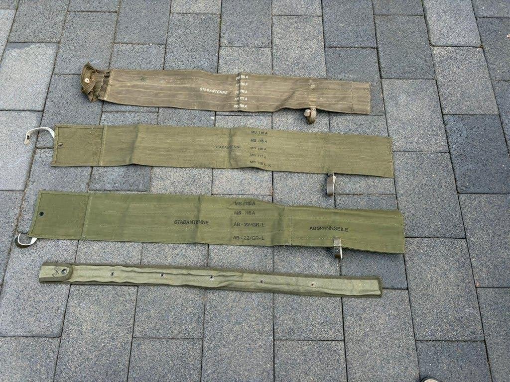 Radio zender GRC PRC antenne tassen, Ophalen of Verzenden, Landmacht, Duitsland, Overige typen