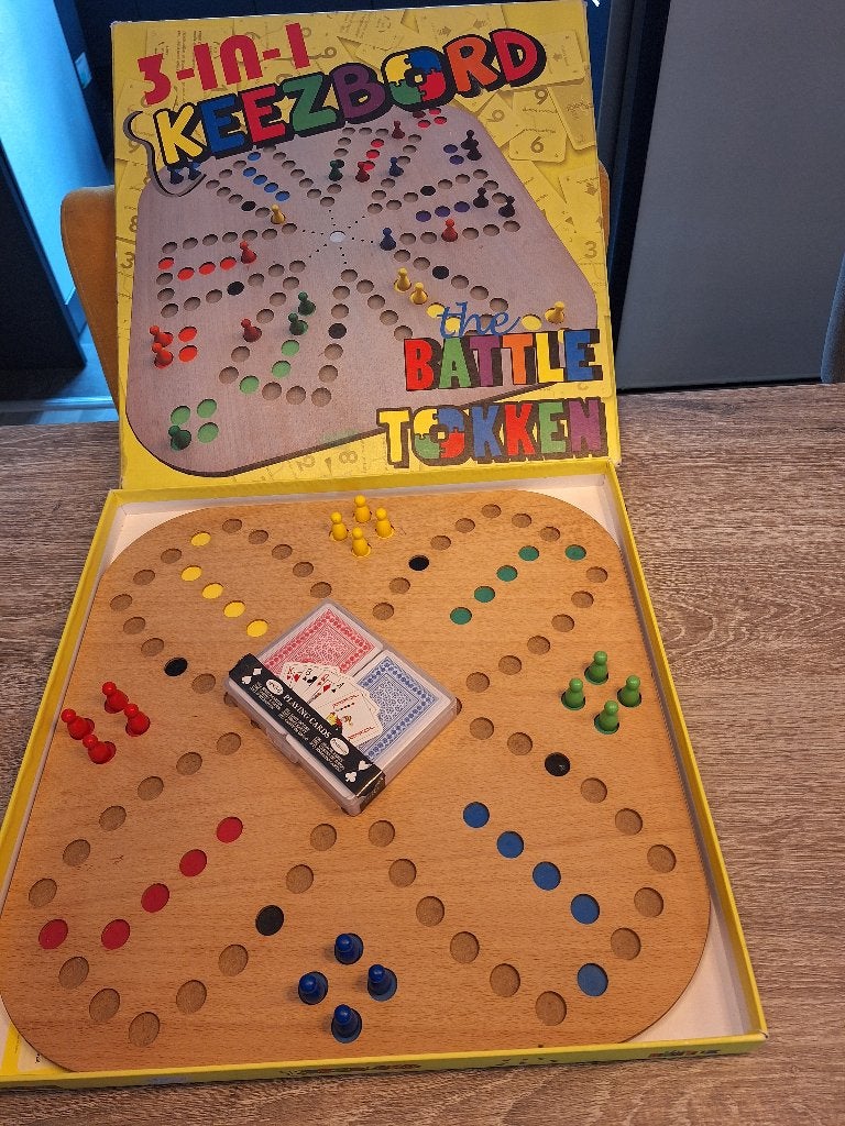 Kezen en tokspel, Hobby en Vrije tijd, Drie of vier spelers, Ophalen, Gebruikt