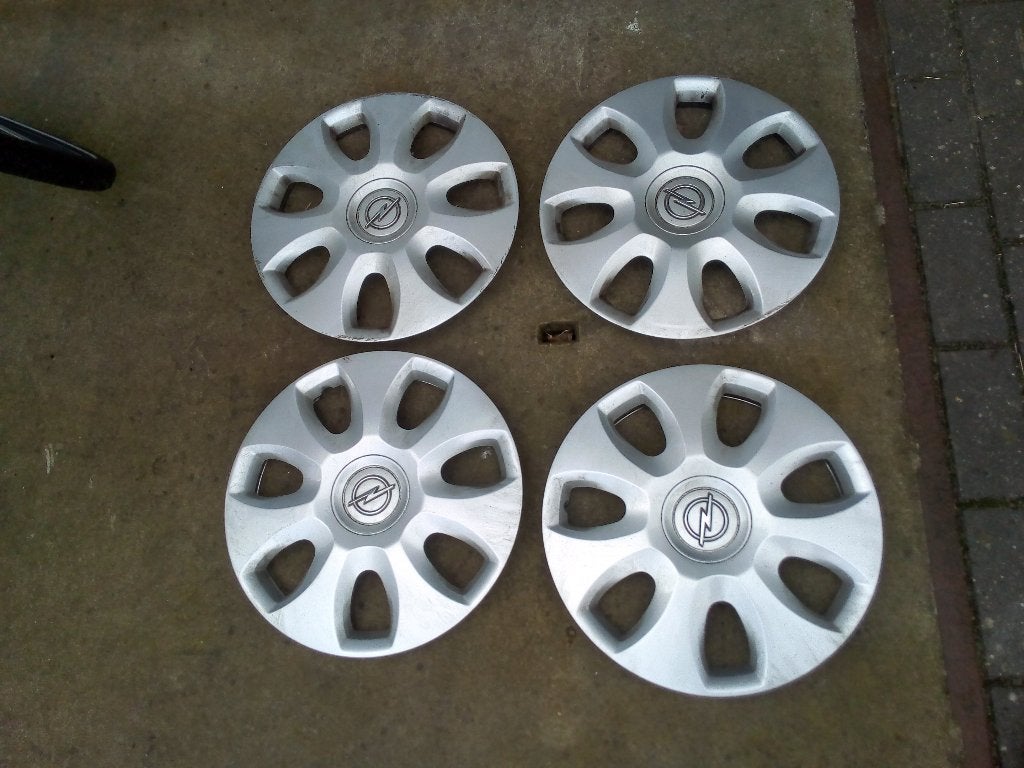 Wieldoppen Opel Corsa D 15 inch  Type 00461060860, Auto diversen, Wieldoppen, Ophalen of Verzenden, Gebruikt