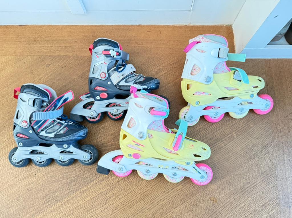 Twee paar verstelbare skeelers, maat 30-33 en 34-37, Ophalen, Kinderen, Inline skates 4 wielen, Verstelbaar