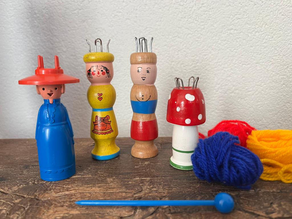 Punnik poppetjes, Ophalen of Verzenden, Zo goed als nieuw, Haken, Overige typen