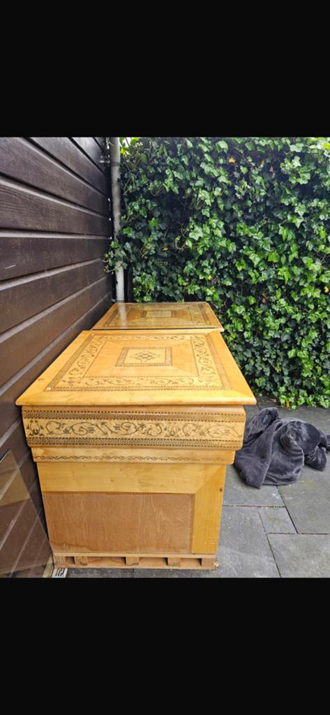 GRATIS SEDARI BOX MET OPBERGRUIMTE, Ophalen, Zo goed als nieuw