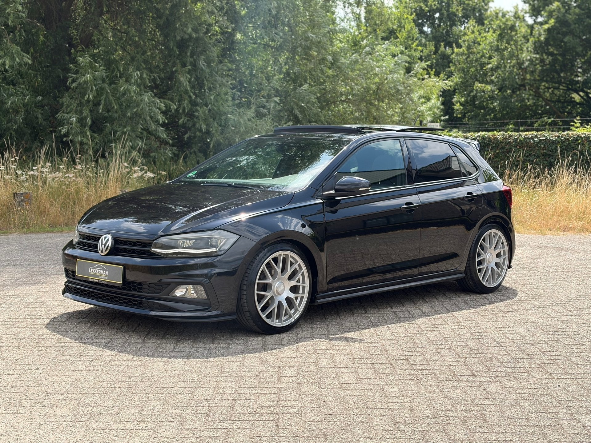 Volkswagen Polo 1.0 TSI R - LINE I PANO I LED I VIRTUAL DASH, Auto's, Volkswagen, Voorwielaandrijving, Gebruikt, 95 pk, 1055 kg