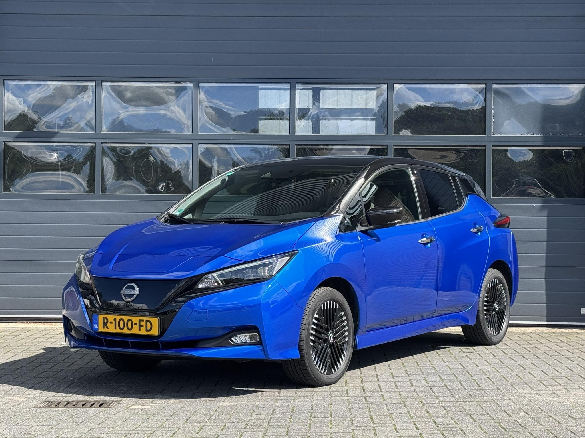 NISSAN LEAF E+ TEKNA 62 kWh (96% SOH) I GROOT ACCUPAKKET I 3, Auto's, Gebruikt, Huisgarantie, Lichtsensor, Met garantie (alle)