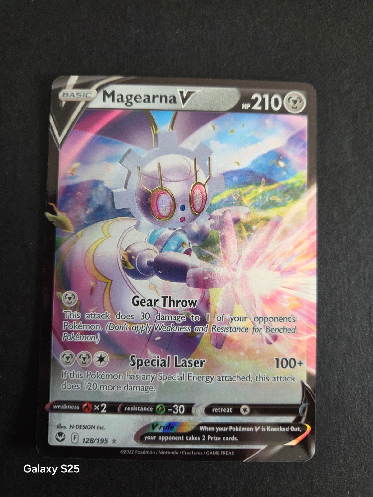 Magearna V 128/195 | Silver Tempest, Hobby en Vrije tijd, Verzamelkaartspellen | Pokémon, Ophalen of Verzenden, Zo goed als nieuw