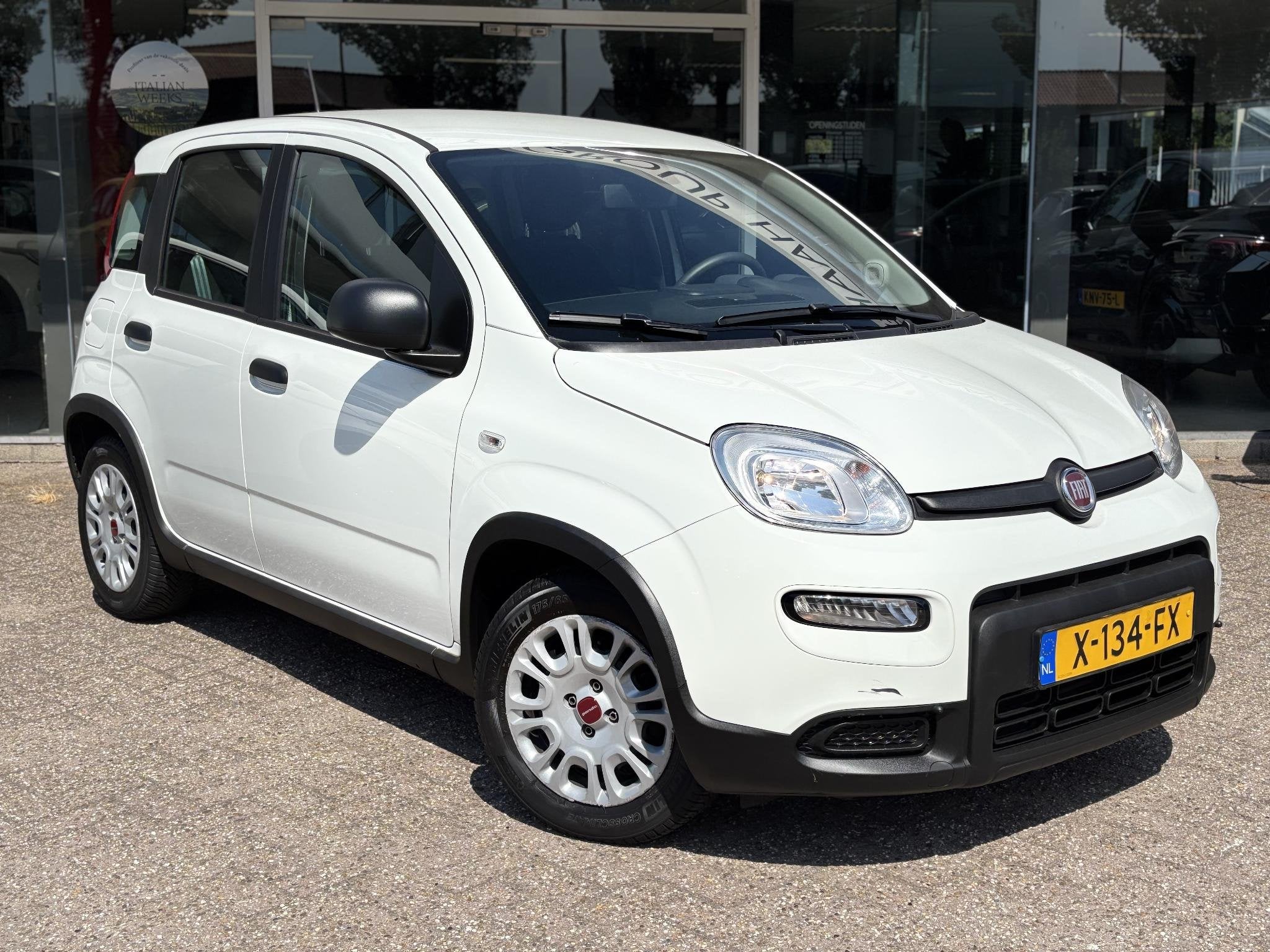 Fiat Panda 1.0 Hybrid | Airco | Carplay | Parkeersensoren, Auto's, Fiat, Stof, Panda, Start-stop-systeem, Wit
