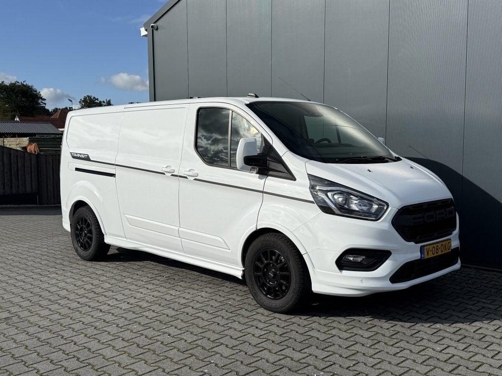 Foto 2 van Ford Transit Custom SPORT 320 2.0 TDCI 170PK L2H1 VOLL AUTOM