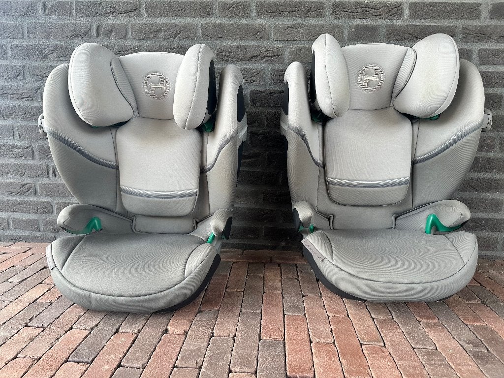 2 identieke autostoelen Cybex Solution S2 i-Fix, 15 t/m 36 kg, Verstelbare rugleuning, Zo goed als nieuw, Isofix
