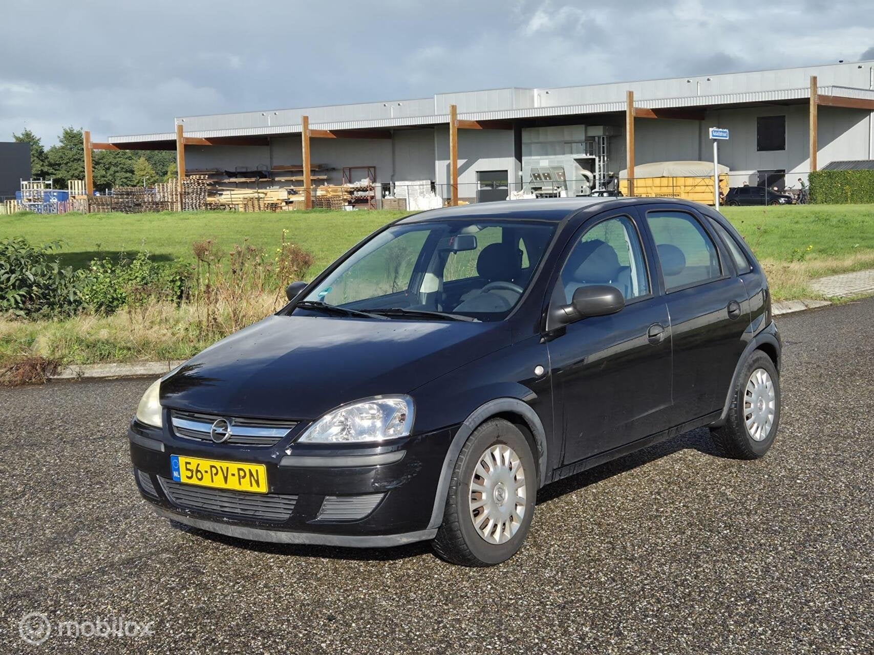 Opel Corsa 1.2-16V Rhythm Airco / Apk / 5 deurs, Auto's, Voorwielaandrijving, 450 kg, Gebruikt, 31 €/maand