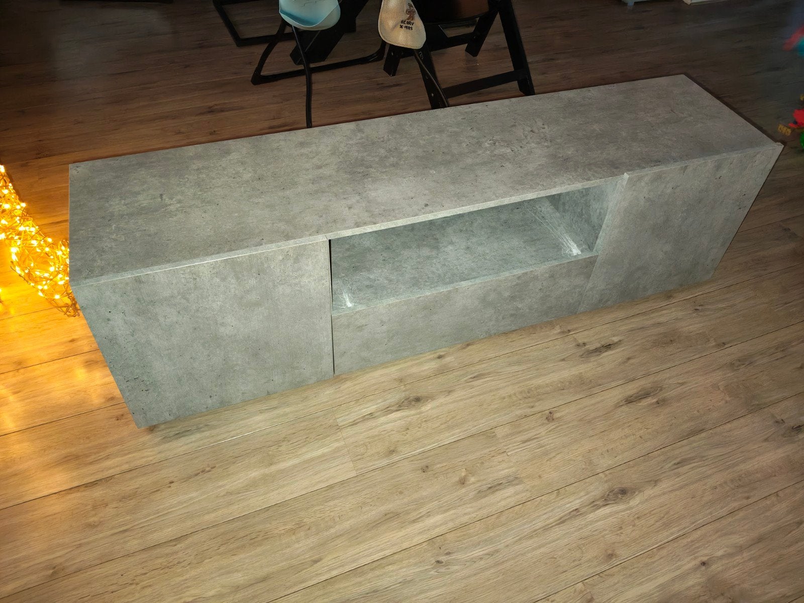 TV meubel betonlook grijs met ingebouwd haardje, Ophalen, Overige materialen, Gebruikt, Modern, Industrieel