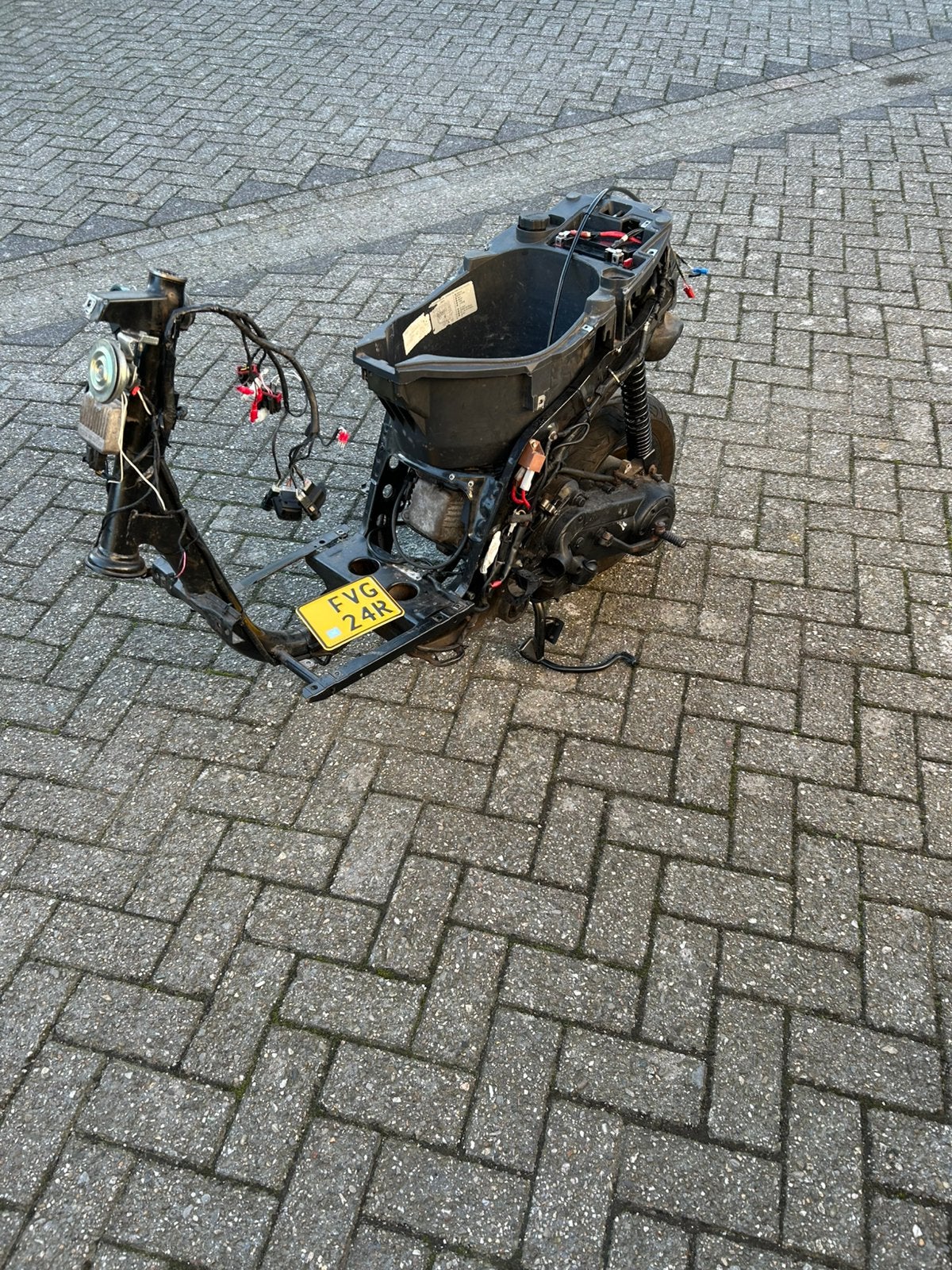Piaggio zip brom frame met 4t blok, Fietsen en Brommers, Ophalen of Verzenden, Nieuw