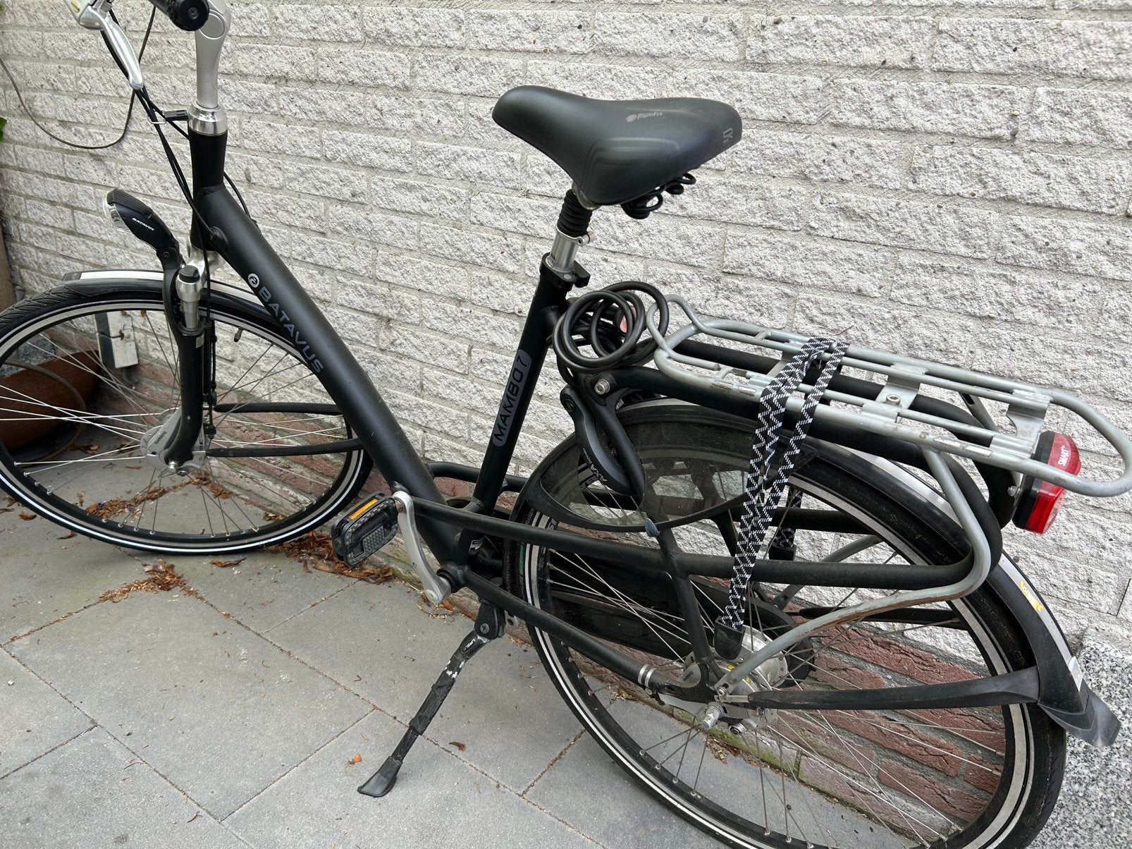 Batavus damesfiets 28 inch verend zadel en voorvork, handrem, Ophalen, Velgrem, Batavus, Versnellingen