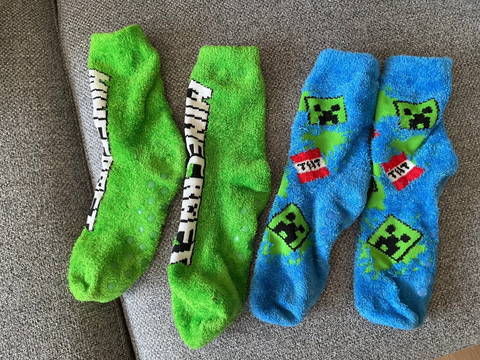 Minecraft kindersokken anti slip maat 35-38, Jongen of Meisje, Ophalen of Verzenden, Zo goed als nieuw, Sokken