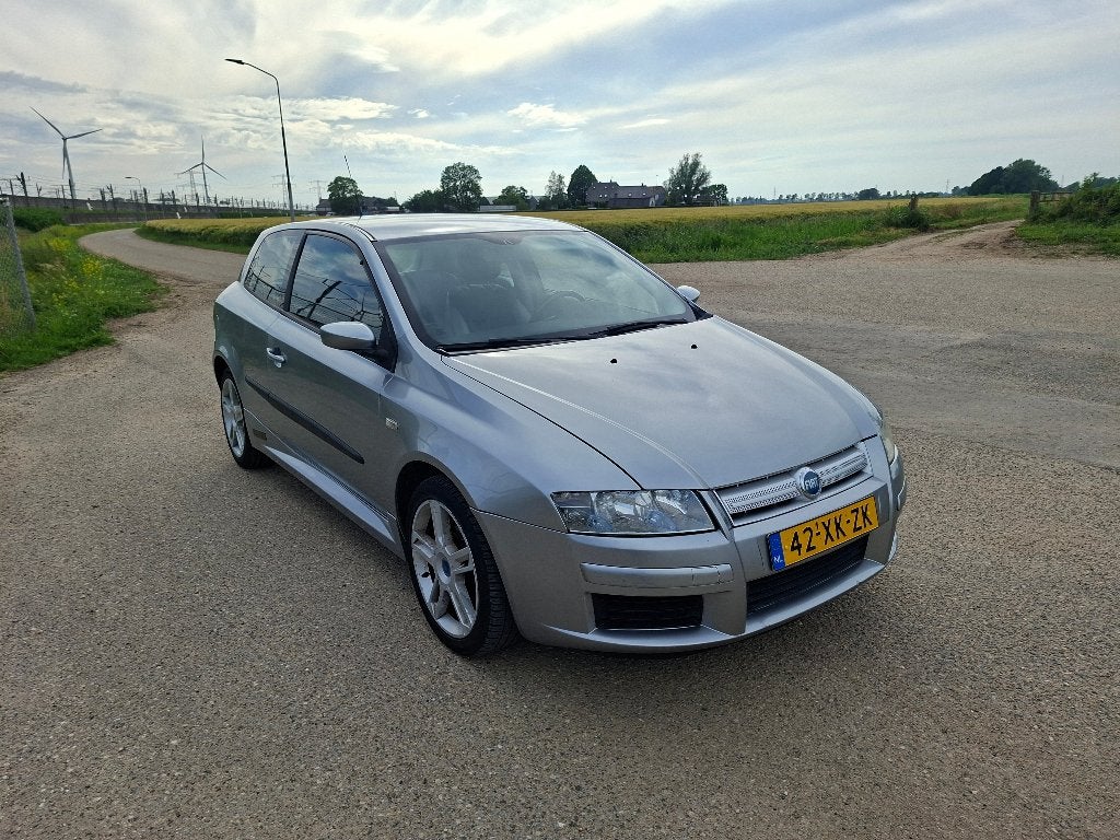 Fiat Stilo 1.6 16V Racing 3DR 2007 Grijs Airco NIEUWE APK, Voorwielaandrijving, 15 km/l, Bedrijf, Handgeschakeld