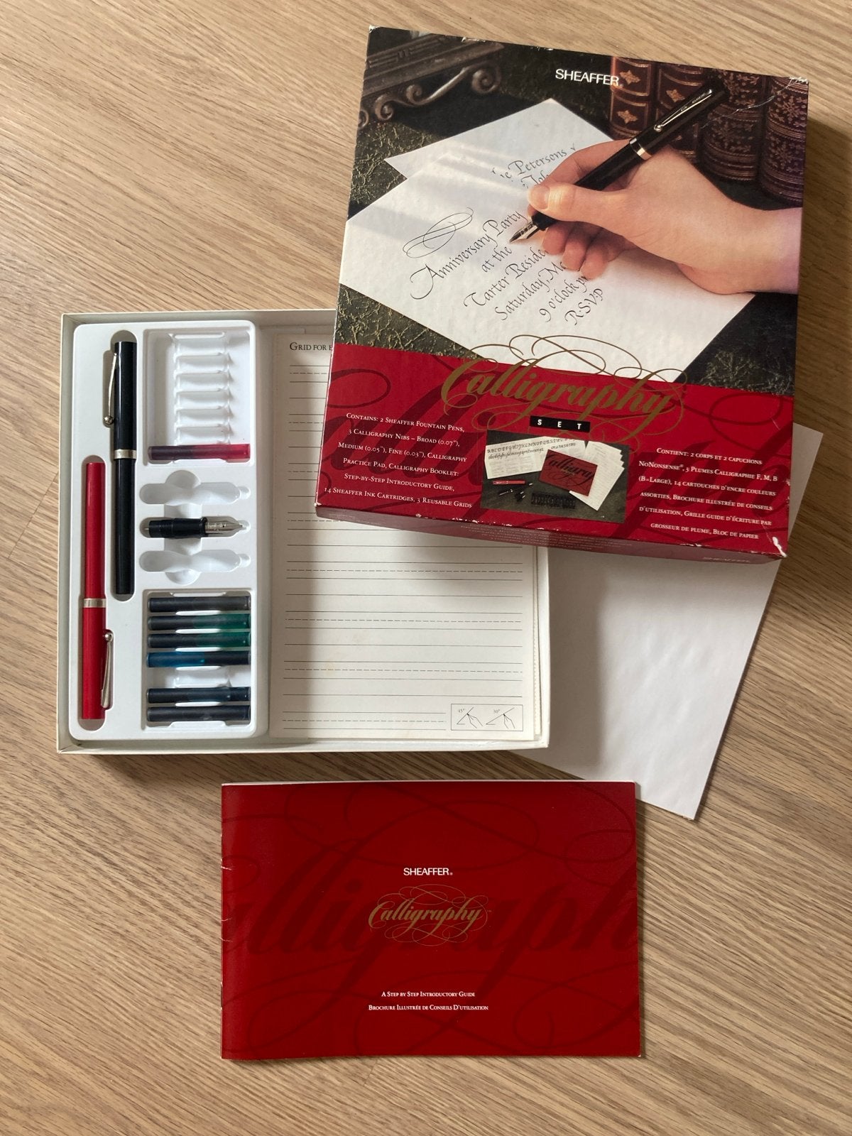 Kalligrafie set met 2 vulpennen en instructieboek, Ophalen of Verzenden, Gebruikt