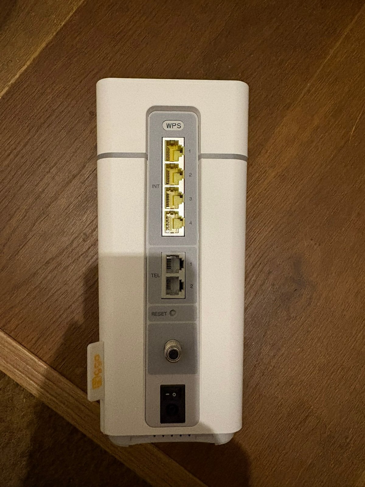 Ziggo Connectbox Giga Arris TG3492LG-ZG, Ophalen, Zo goed als nieuw