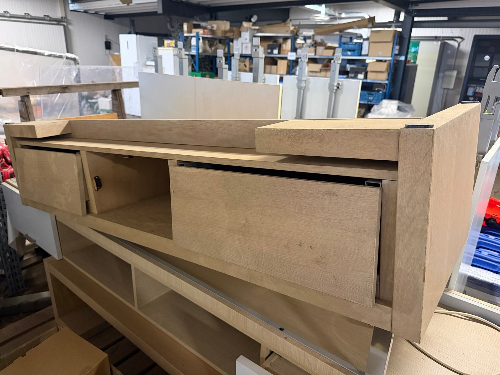 TV-dressoir opknapper met 3 lades (1 ontbreekt), Ophalen, Gebruikt, 150 tot 200 cm, Minder dan 100 cm