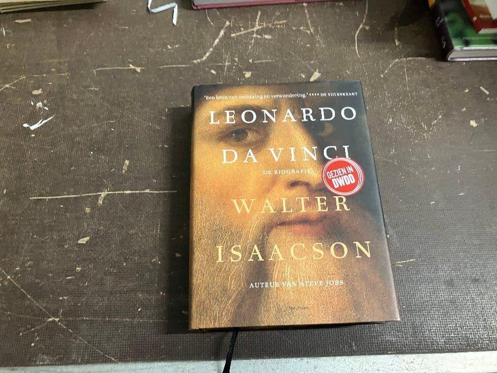 Leonardo da Vinci genie uitvinder Mona Lisa, Verzenden, Zo goed als nieuw, Walter Isaacson, Schilder- en Tekenkunst