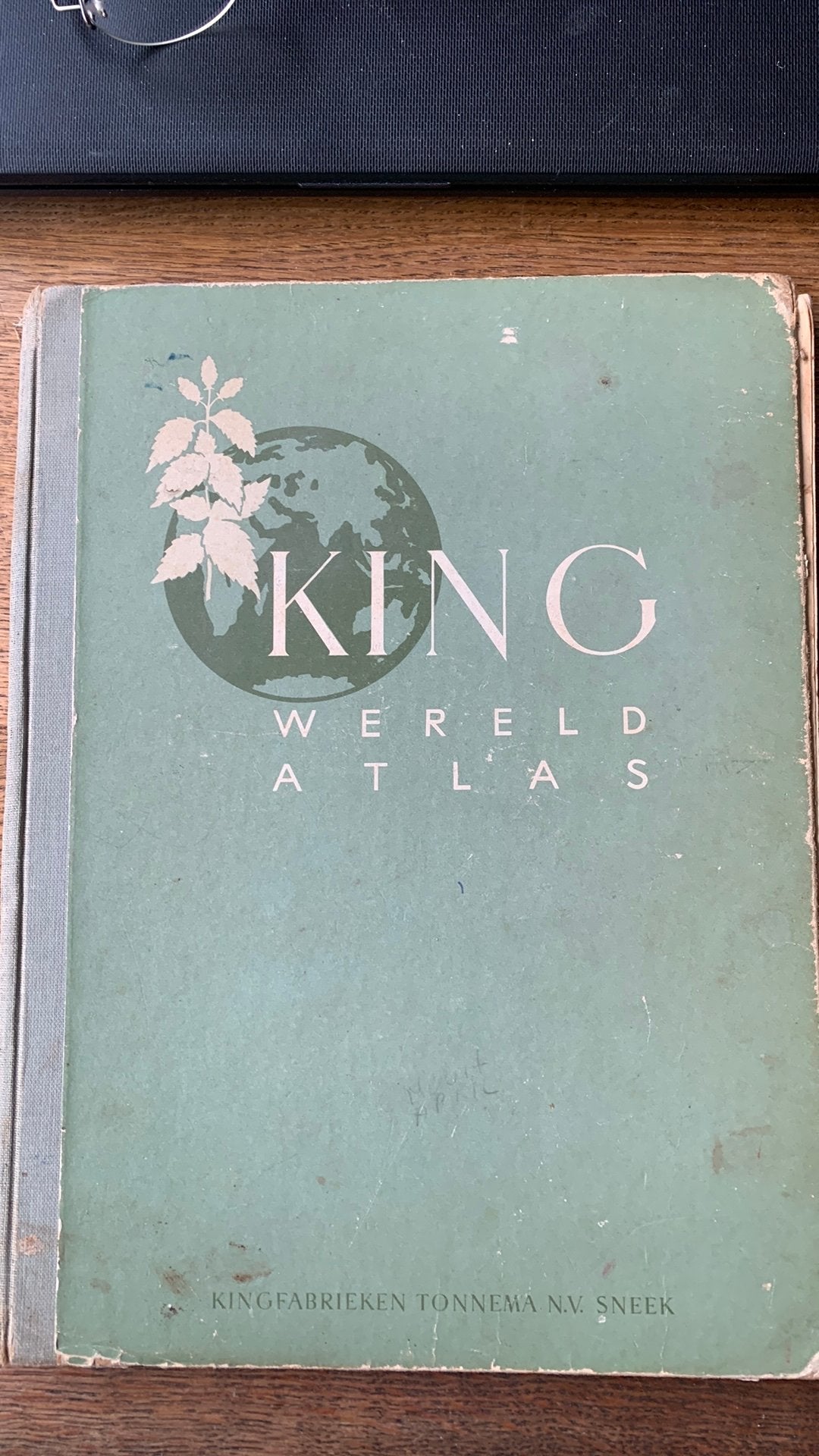 KING Wereldatlas, Boeken, Ophalen of Verzenden, Gelezen, Overige atlassen