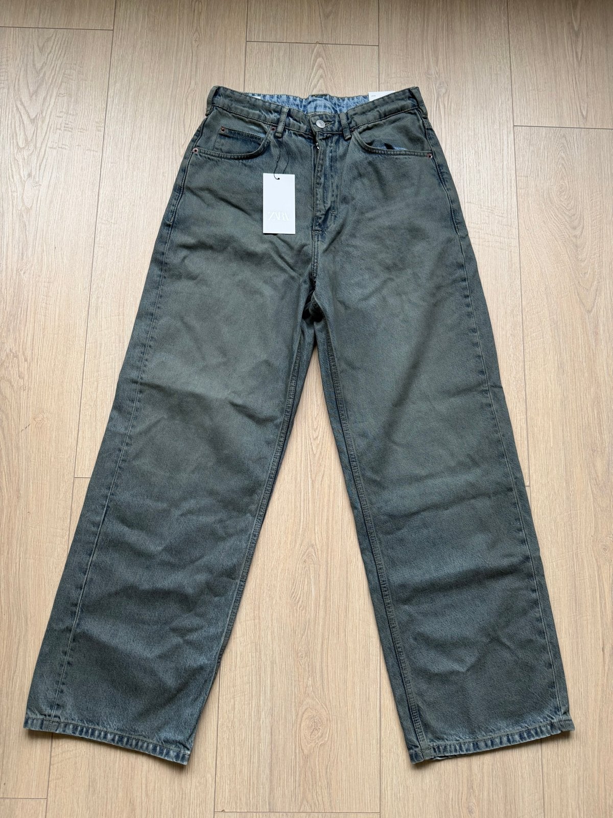 Nieuwe Zara Loose Fit Jeans - Maat 42 (L), Maat 42/44 (L), Nieuw, Ophalen of Verzenden, Grijs