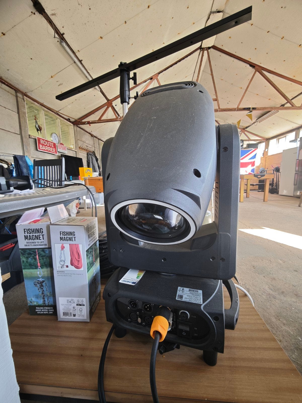 set Shehds Galaxy Beam 3-in-1 200W LED Moving Head, Ophalen, Zo goed als nieuw, Licht, Geluidgestuurd