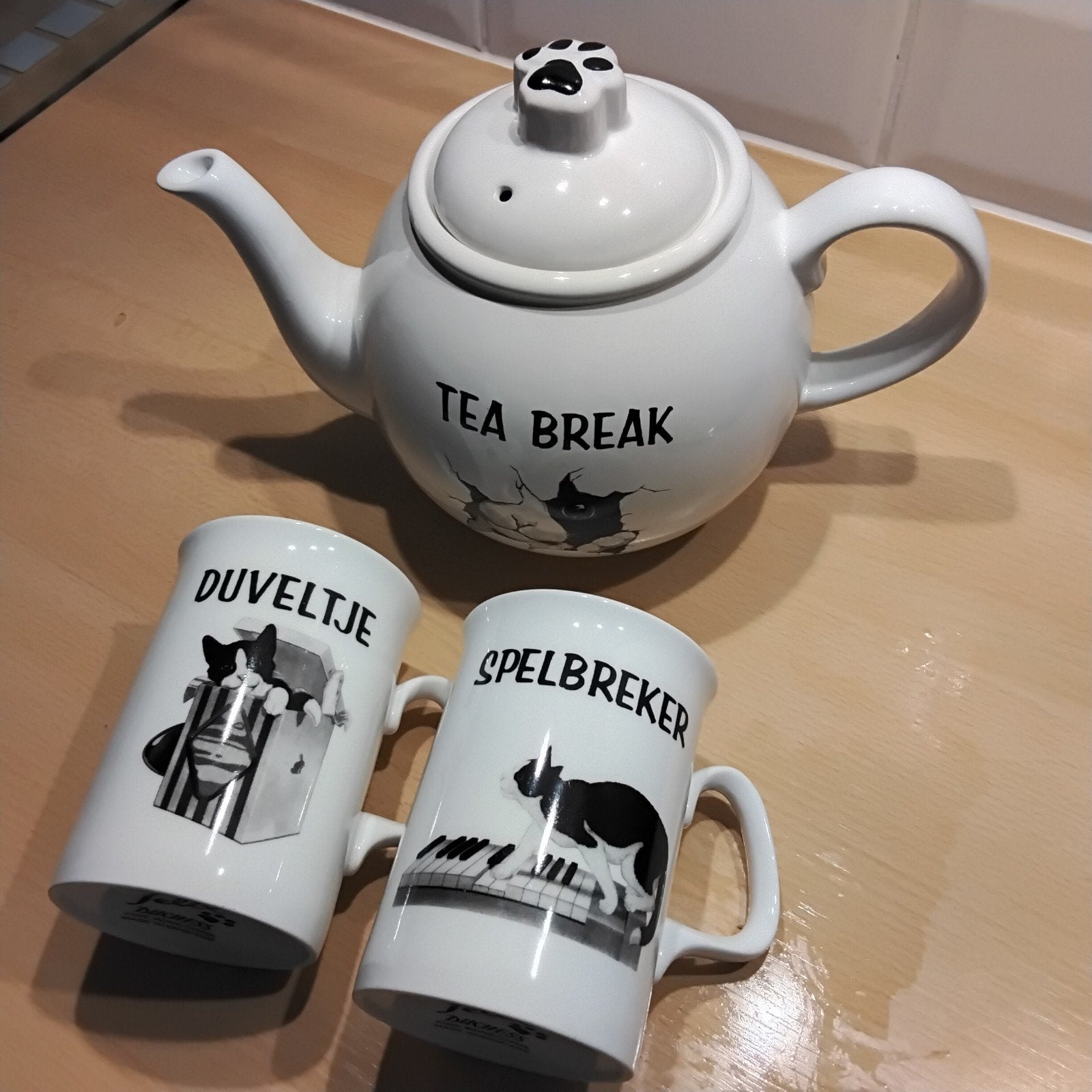 Felix theepot + twee mokken, Overige merken, Overige typen, Nieuw, Ophalen of Verzenden