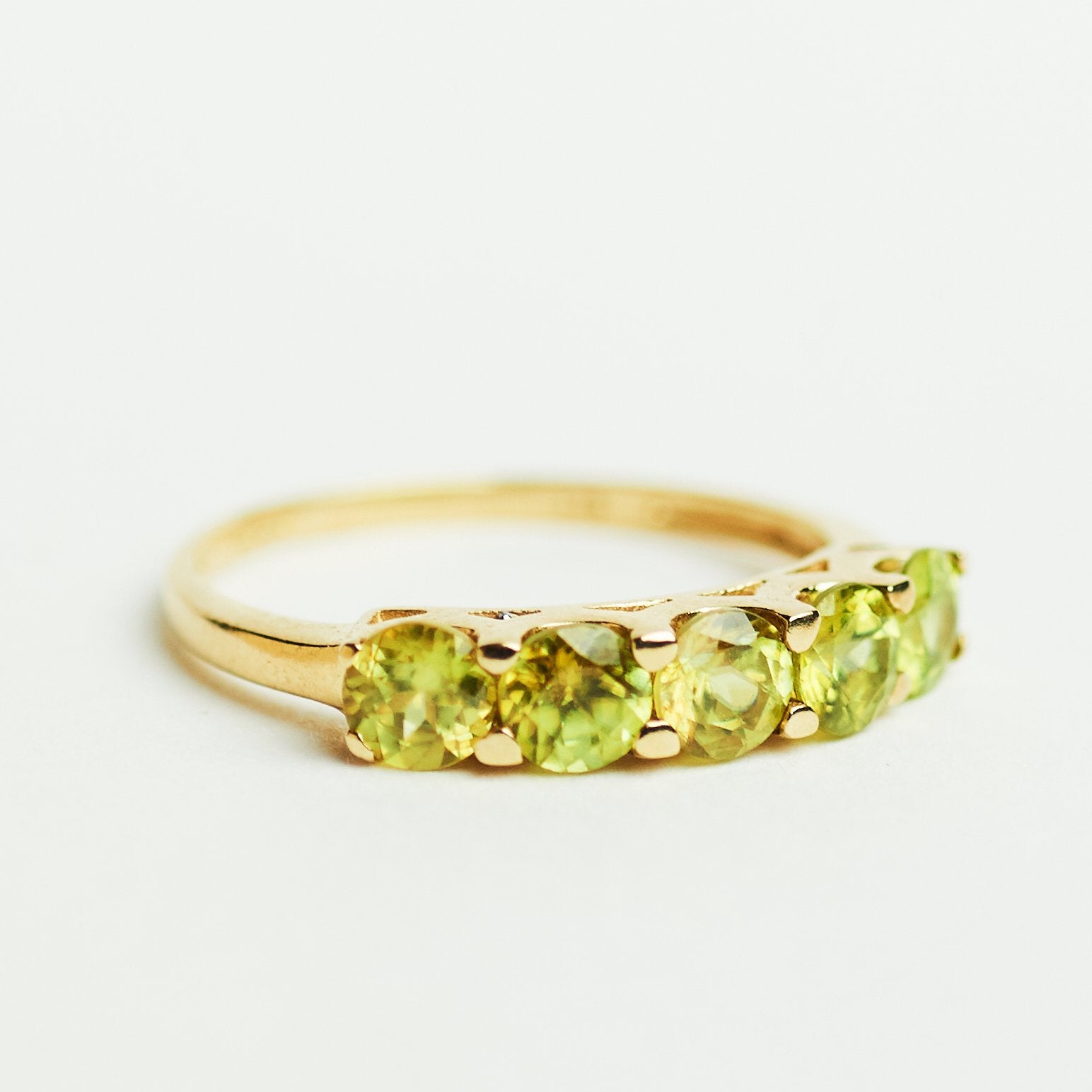 Vintage ring, Ophalen of Verzenden, Zo goed als nieuw, 17 tot 18, Met edelsteen