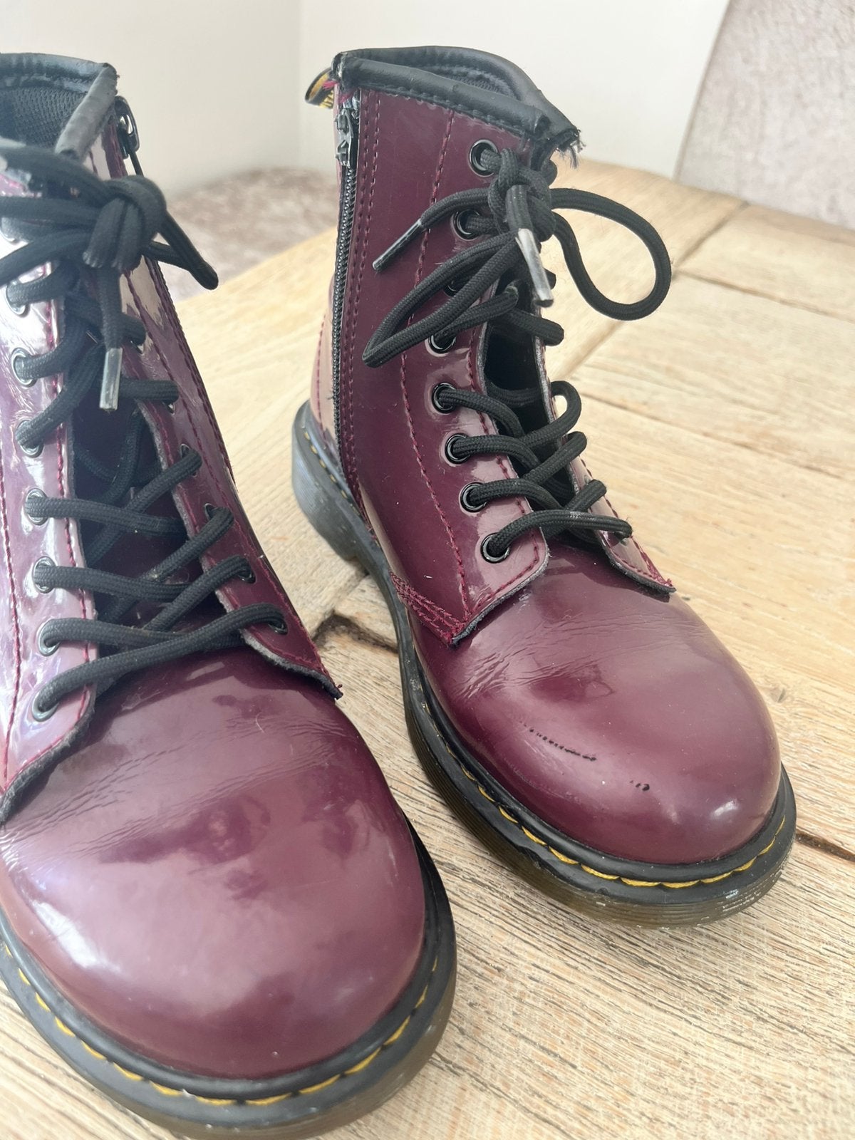 Dr martens maat 34 * burgundy, Verzenden, Zo goed als nieuw, Laarzen