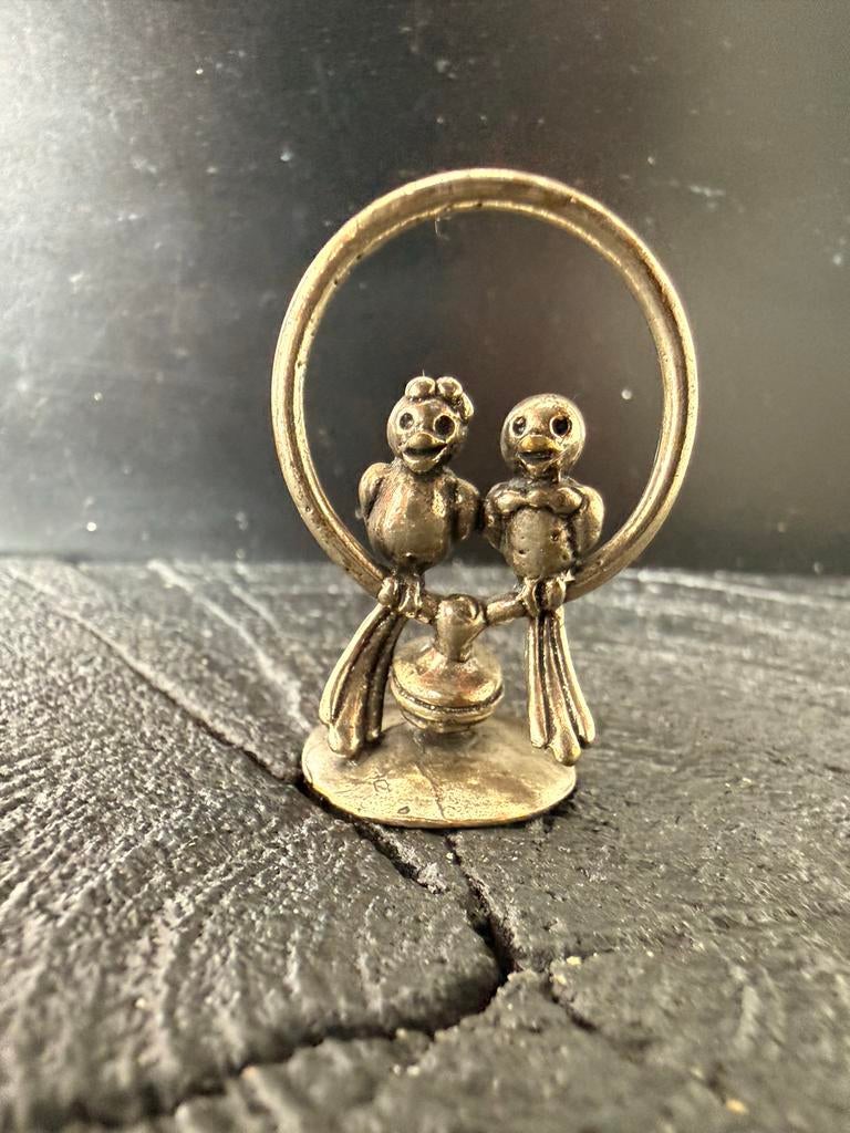 Zilver 800 beeldje van twee vogels op stok, Ophalen of Verzenden, Zilver