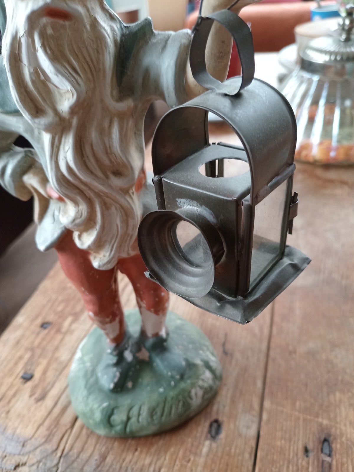 Kabouter met kat beeldje - Uniek decoratiestuk, Ophalen of Verzenden, Gebruikt