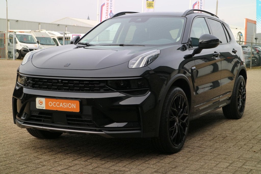 Lynk & Co 01 1.5 Midnight Black | Trekhaak | 360 camera |, Stof, Plug-in hybride, Bedrijf, 1854 kg