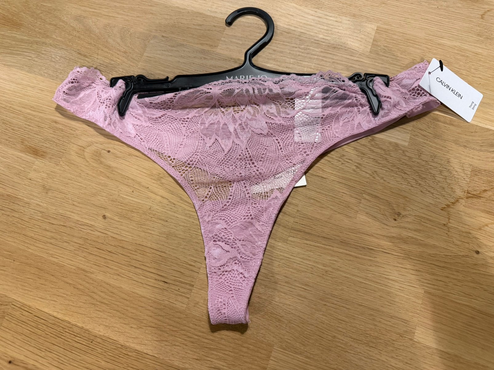 Calvin Klein string 40/ L NIEUW!! Nu €5, Ophalen of Verzenden, String