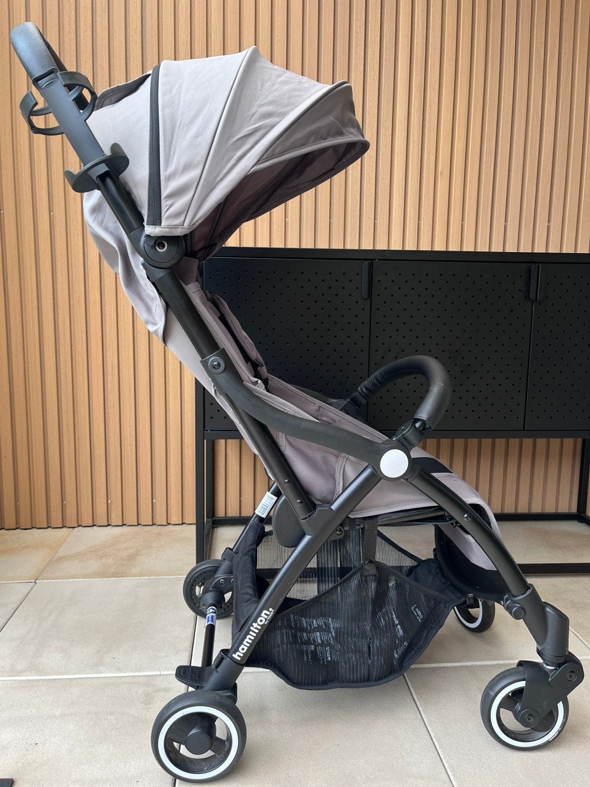 Hamilton buggy X1 plus incl extra hoes + bekerhouder, Kinderen en Baby's, Buggy's, Ophalen, Zo goed als nieuw