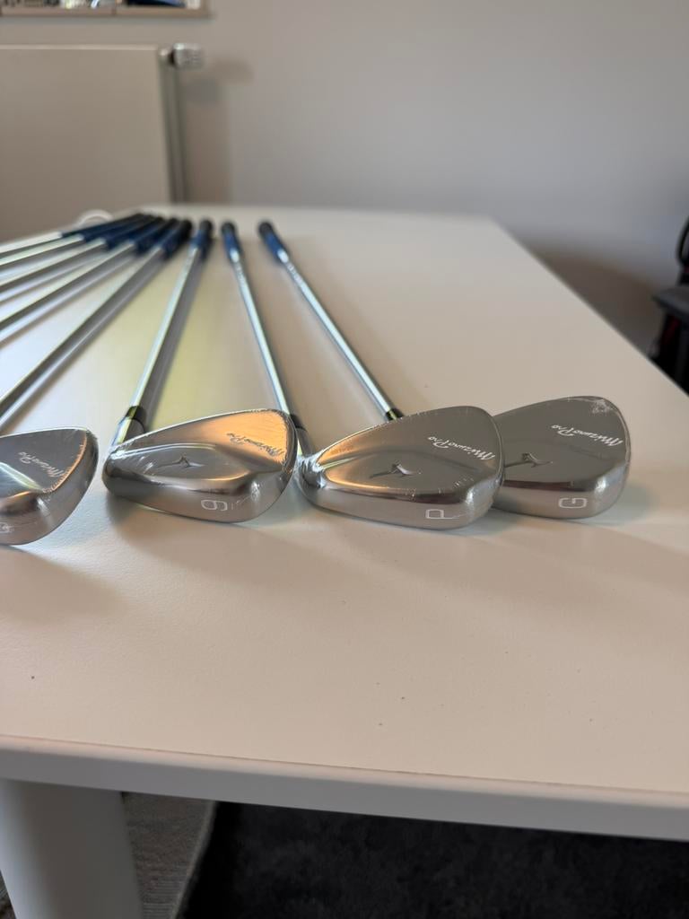 Mizuno 245 pro GW-4 / Stiff - Testen ok! - nieuw, Sport en Fitness, Golf, Mizuno, -, -, Ophalen of Verzenden