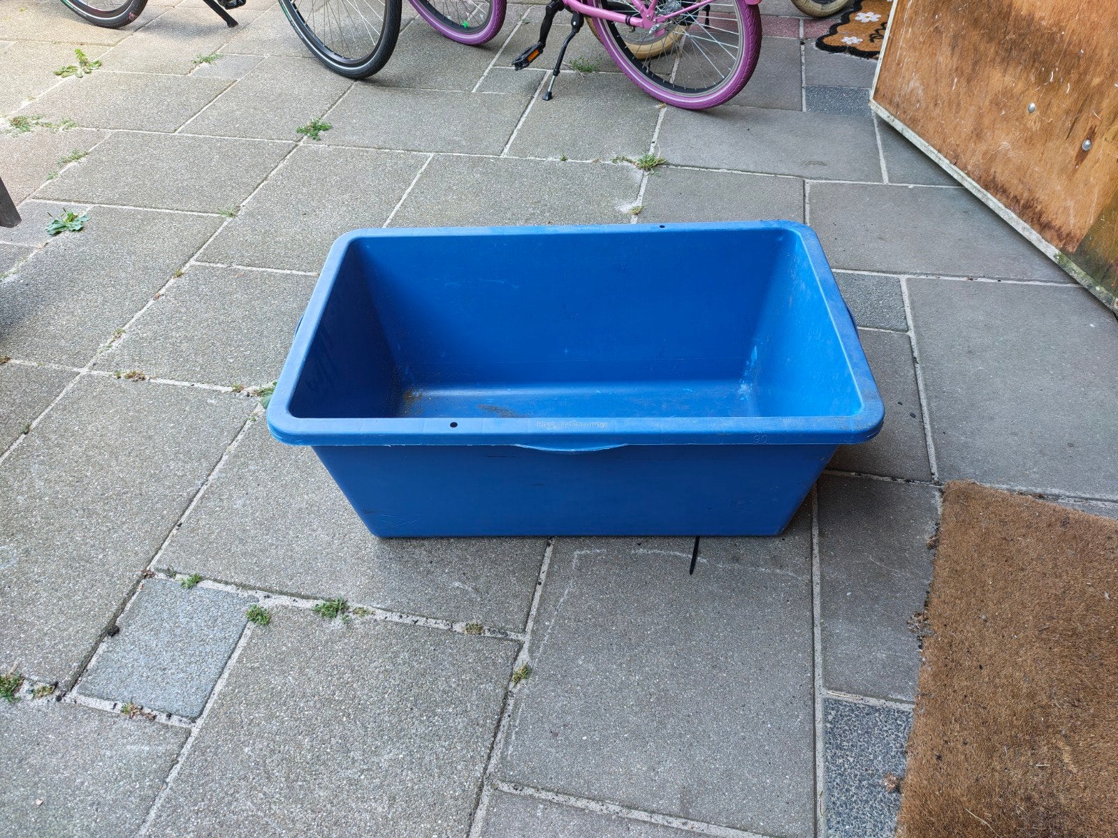Koi meetbak, Ophalen