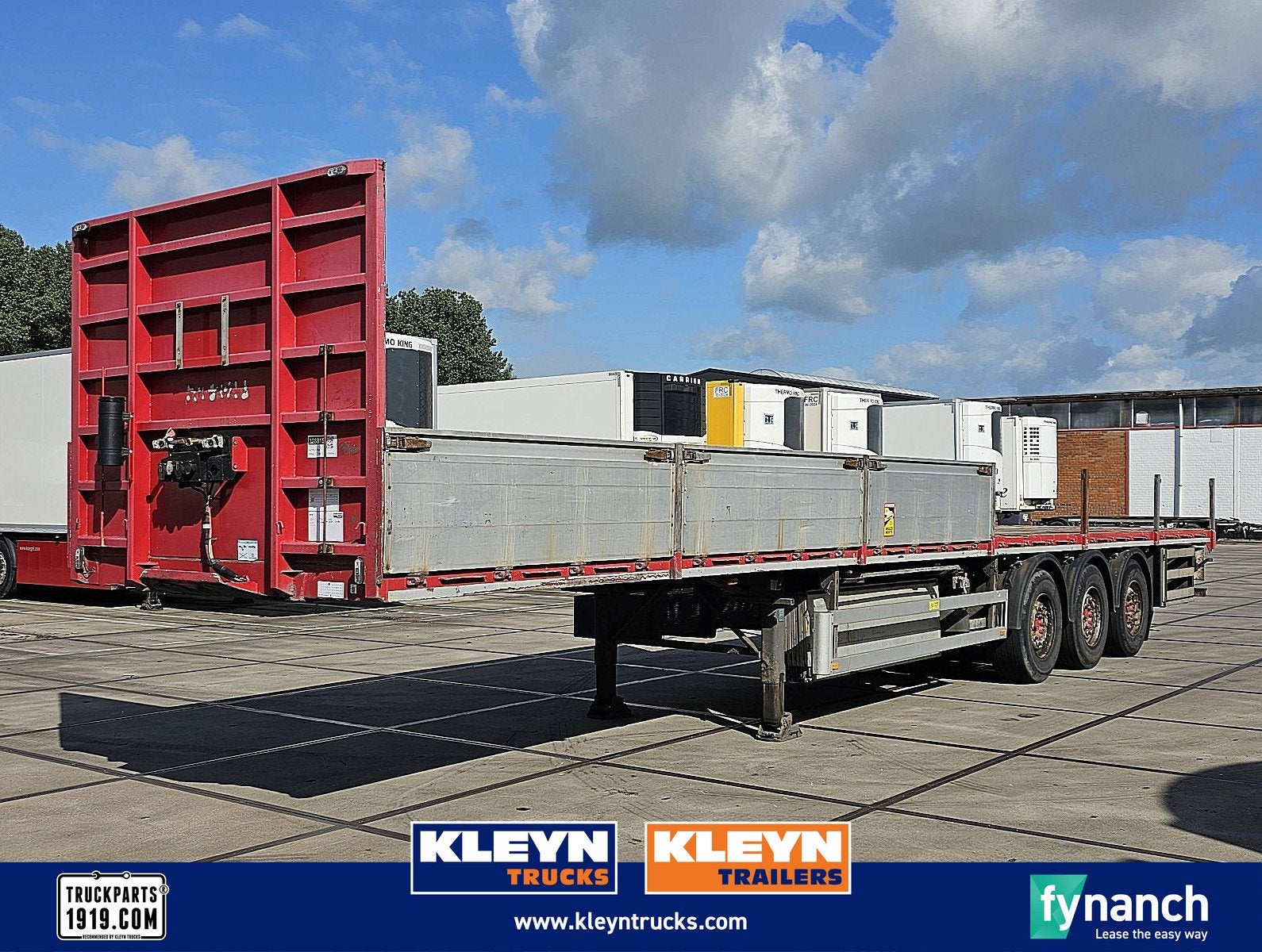 PACTON T3-009 with boards, Auto's, Vrachtwagens, Bedrijf, Te koop, ABS, Aanhangers en Opleggers, Diesel, Handgeschakeld, Overige kleuren
