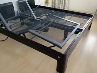 Zwart Auping Auronde elektrisch verstelbaar tweepersoonsbed, Ophalen, Zwart, Tweepersoons, 180 cm